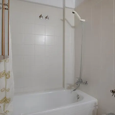 Saplan Real Estate Caleta Les